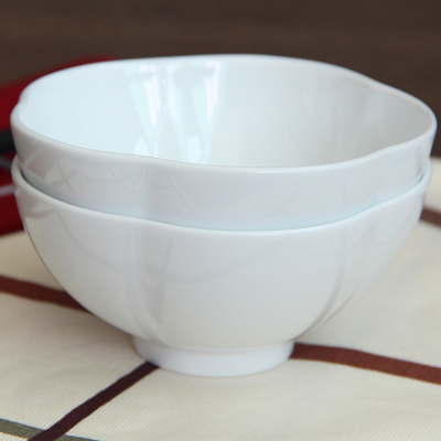 陶瓷梅花形状碗纯白带蓝中国风凉菜饭碗儿童碗传统高温环保陶瓷碗