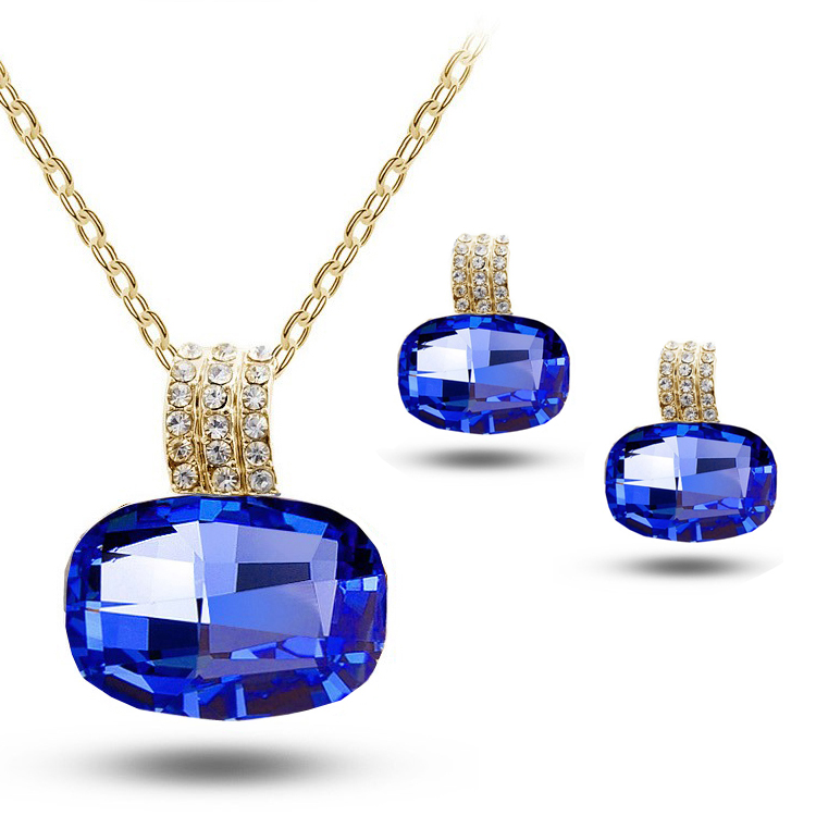 Site coréenne de bijoux de mode le nouveau collier de style boucles d'oreilles en cristal autrichien pièce équipée de Trevi G066