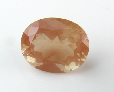 72克拉中性长石裸石纯天然彩色宝石戒指面纯净透明vvs