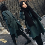 Áo khoác len màu xanh đậm của phụ nữ 2018 mùa thu và mùa đông Phiên bản mới của Hàn Quốc của ban nhạc lỏng lẻo áo len dài mỏng