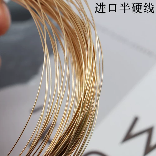 Импортированная американская линия с золотой линией в ручной работы ручной работы ручной работы вокруг линии обмотки в алфавите полуголовой