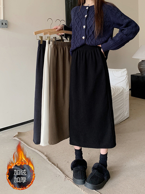 taobao agent Fleece black colored demi-season pleated skirt, woolen long skirt, plus size, increased thickness, 2023 collection, A-line, high waist