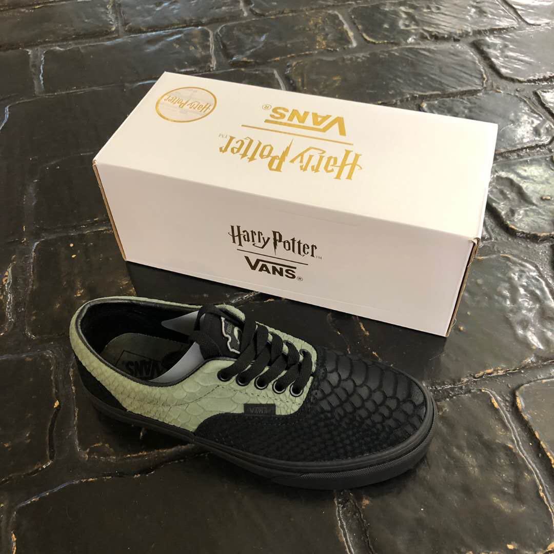 vans era x harry potter