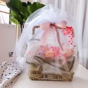 Hộp quà bé gái nguyên bản cho bé sơ sinh trăng tròn 100 ngày tuổi bé gửi sinh với món quà chín tay - Bộ quà tặng em bé
