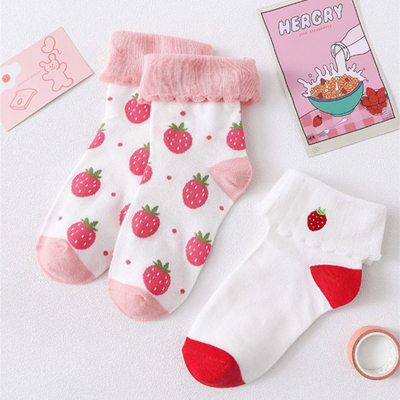 taobao agent Tide, cute Japanese socks, universal strawberry, Korean style, Lolita style