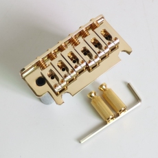 Звукосниматель 东礼组装strat小双摇吉他琴桥金色全套两点固定式颤音弦桥带配件