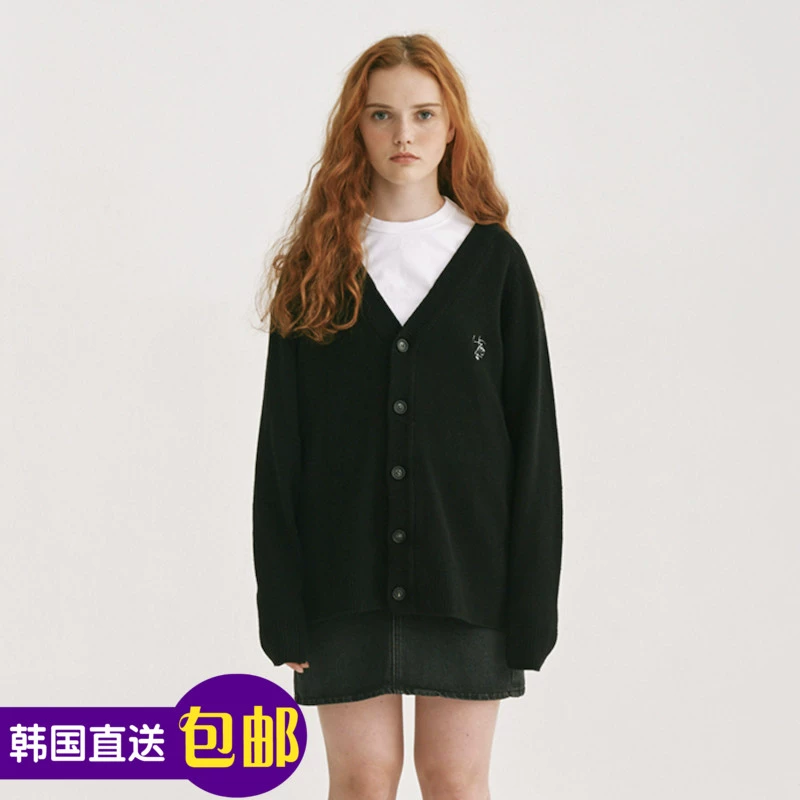 Mua hàng chính hãng của Hàn Quốc IZRO Wu Shixun nam và nữ mùa thu và mùa đông áo len thêu raglan đen lỏng - Cardigan