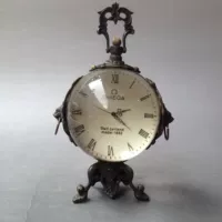Антикварный кварц, старомодные механические механические часы, 1882 года