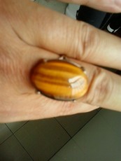 Украшения на руку 漂亮的戒子一个