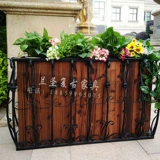 Железная ящик для карбонизированного деревянного цветочного бассейна.