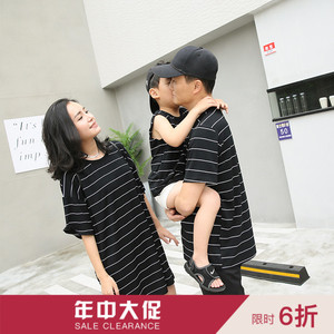 辰辰 妈 亲子 装 Mùa hè mặc một gia đình ba thủy triều mùa hè gia đình mặc sọc cha và mẹ con trai nạp áo sơ mi ngắn tay quần legging bé gái