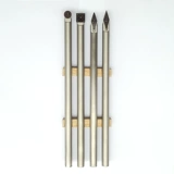 Деревообрабатывающий автомобильный нож для ручной работы с одаренным деревянным ротором.