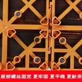 Антикоррозивный деревянный пол на открытом воздухе на открытом воздухе балконный пол проложено с вышивкой самоповреждением.