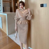 Осенний сексуальный лонгслив, приталенный комплект, в корейском стиле, V-образный вырез, с акцентом на бедрах