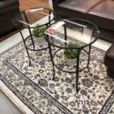 Ikea home_crints bels, несколько кофейных столиков на боковой стороне стола