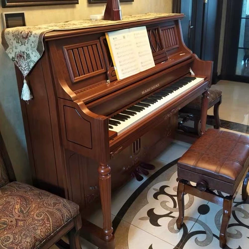 Гонконг Маскани 126 Новый вертикальный пианино домашний домохозяйство Профессиональные экзамены