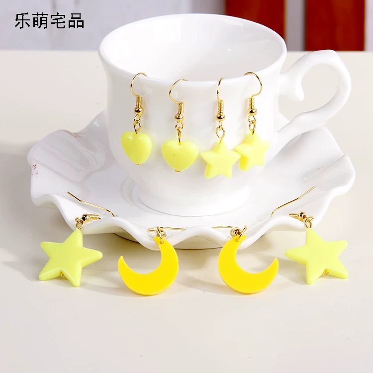 Lovelive singing NBG heart -shaped Crescent Crescent Star All Earrings Cross -Ear Cycket COS props accessories