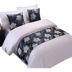 Khách sạn năm sao giường cờ giường đuôi ôm gối gối khách sạn trải giường ba mảnh Trung Quốc tối giản hiện đại màu rắn