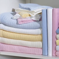 Tiếp thị trực tiếp chăn bộ đồ giường khăn chăn chăn cotton xuất khẩu giải trí chăn lỗ thấm cotton thoáng khí chăn lông cừu uniqlo