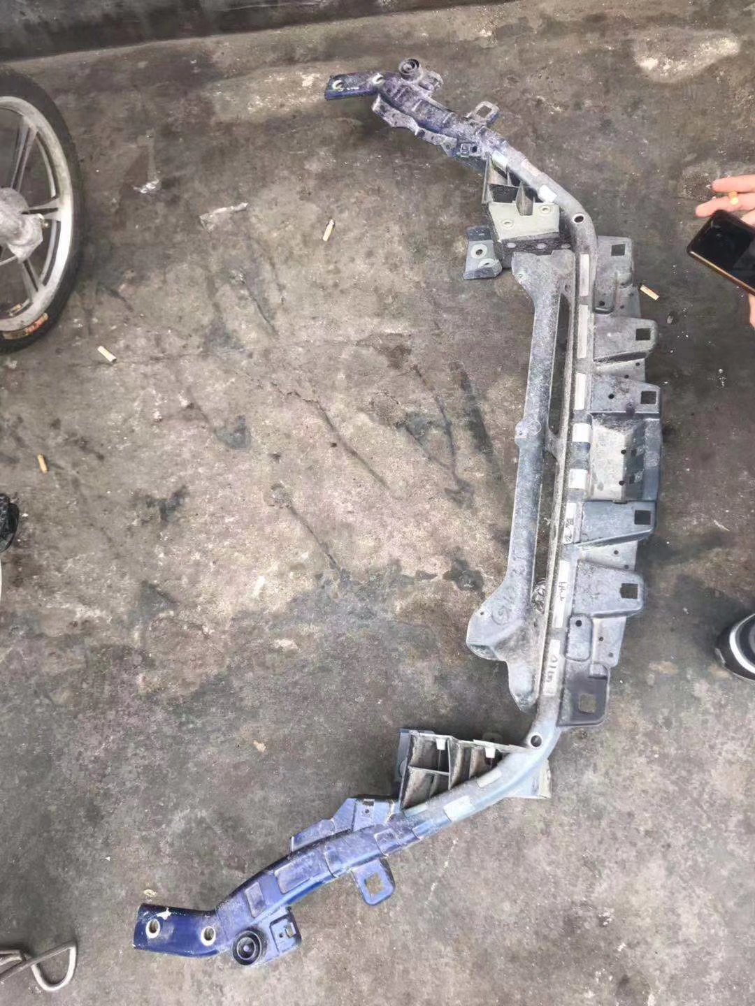 适用于玛莎拉蒂总裁吉博力莱万特gts龙门架水箱框架前后桥拆车件
