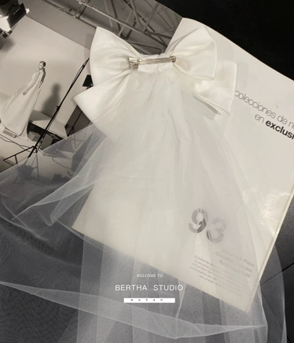 Берта дизайн сатиновый материал трехмерный большой лук с двойным свадебным платьем для невесты в длинной модели в длинной модели