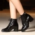 [Đặc biệt hàng ngày] Giày da của Anh Martin Boots với gót chân dày Boots giày của phụ nữ bằng sáng chế da Dancing Boots ngắn bốt cao cổ nữ Giày ống