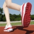 Mùa xuân giày thể thao của phụ nữ dày có đế đệm rocking giày thường giày chạy của phụ nữ lưới lưới thoáng khí giày trắng giày mùa hè