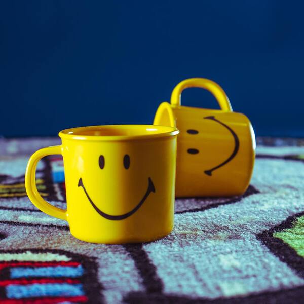 [Chinatown Market Smiley Mug 4 Piece Set ] улыбка кофе чашки четыре части [潮]