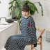 Dễ thương thêu dưa hấu ngọt ngào phiên bản Hàn Quốc của váy ngủ kiểu mới tay dài nữ XL cộng với đồ ngủ sọc dài váy lanh mặc nhà Đêm đầm