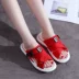 Dép và dép đi trong nhà phụ nữ mặc thời trang mùa hè nền tảng net màu đỏ với cùng một đoạn chic flat ulzzang Hàn Quốc phiên bản của bãi biển hoang dã giày