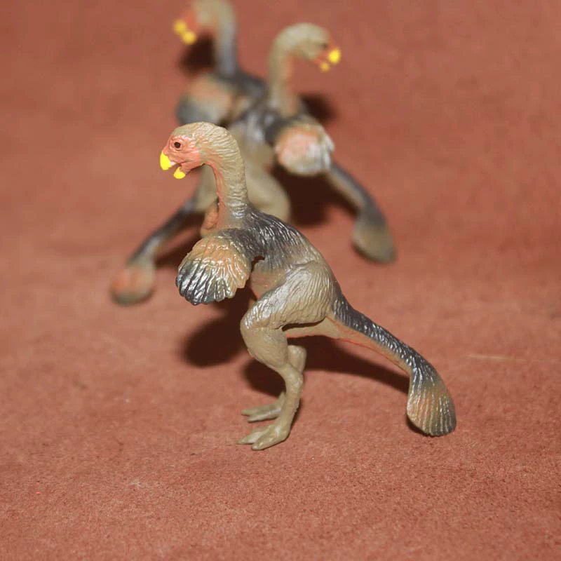 safari mô phỏng chính hãng động vật khủng long mô hình đồ chơi nhựa trang trí cảnh giáo dục sớm nhận thức đuôi lông rồng - Đồ chơi gia đình