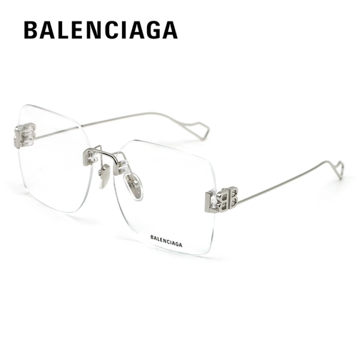 Семейная семья Париж без беспрепятственной миопий