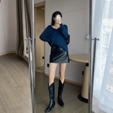 Осенняя юбка, полиуретановая приталенная мини-юбка, 2020, крокодиловый принт, с акцентом на бедрах