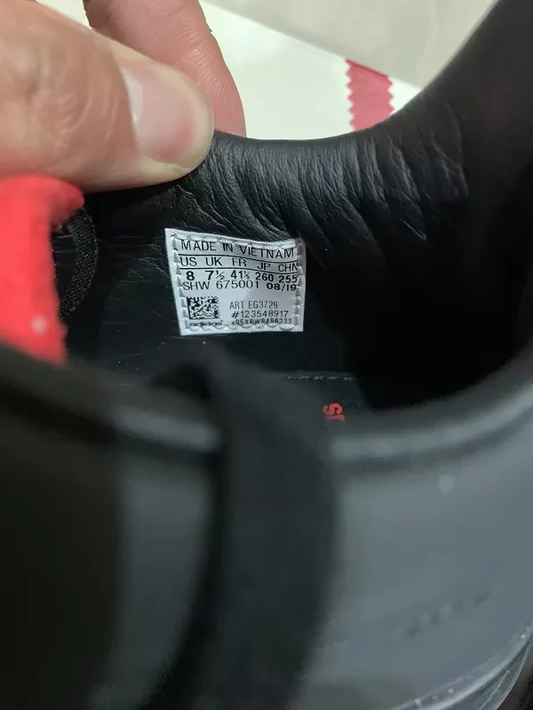 Кроссовки спортивные на низком берпе кожаные noodle модель совместная adidas x 424 Sci Premiere