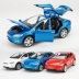 Tesla SUV off-road xe mô hình xe mô phỏng cửa kéo lại hợp kim màu xanh đồ chơi xe con trai - Chế độ tĩnh