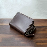 Темно-коричневый