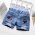 Trai quần short denim 2018 mới thời trang Hàn Quốc quần áo trẻ em trong mùa hè cậu bé lớn bông lỏng mỏng mùa hè ăn mặc quần jean denim trẻ em Quần jean