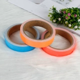 Супер ярко -синий и зеленый постоянный самок