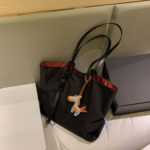 Нейлоновый вместительный и большой шоппер, сумка на одно плечо, изысканный стиль, коллекция 2023