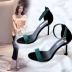 Mùa hè mới mèo và dép hở ngón của phụ nữ với một khóa với giày cao gót hoang dã gợi cảm giảm béo giày cao gót nữ dép adidas Sandal