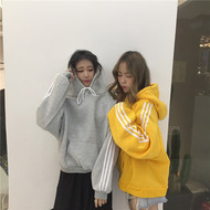 Mùa thu của phụ nữ Hàn Quốc phiên bản của Harajuku gió tay áo ba thanh sọc sinh viên dài tay áo len trùm đầu những người yêu thích áo sơ mi áo khoác đôi nam nữ