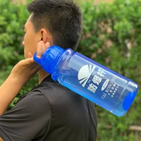 Super Cup Cup Water Water Ấm siêu tốc 3500ml Công nhân nhựa dung tích lớn Ấm siêu tốc - Tách bình nước giữ nhiệt lock&lock