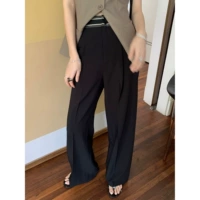 Черные брюки трейлера Традиционное место