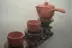 Zisha nồi cốc cát màu tím món quà trà Yixing đầy đủ handmade đích thực đặc biệt cung cấp bìa cứng C loại một nồi hai ly nồi đất sét Bình đất sét