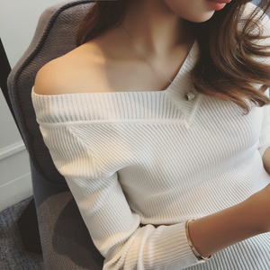 Mùa thu mới của Hàn Quốc phiên bản của tự trồng V áo len của phụ nữ dài tay off-the-vai áo len phần mỏng đáy áo sơ mi là áo sơ mi mỏng