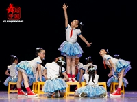 Trang phục trẻ em Khăn quàng đỏ luôn sẵn sàng cho các buổi biểu diễn múa cho trẻ em biểu diễn - Trang phục đồ trẻ em đẹp