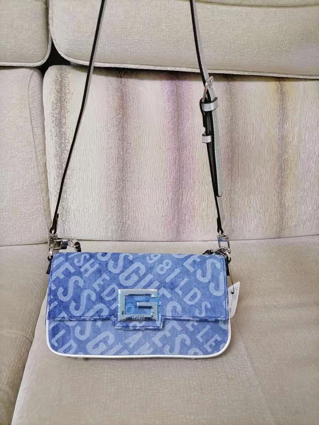 Denim Blueguess2021 new pattern Female bag Big G Old flower cowboy canvas One shoulder Diagonal package -SM758019