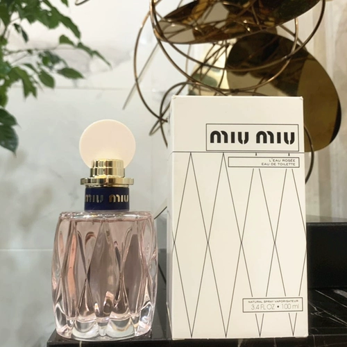 Miumiu/Miao Miao's Новое название с тем же названием красное и желтое, розовая синяя вода -блюда