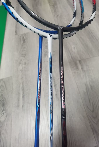 Просто будьте подлинной победой Wick Multi -Badminton Racket Li Long Daoliang Sword 12BRS1212L12N
