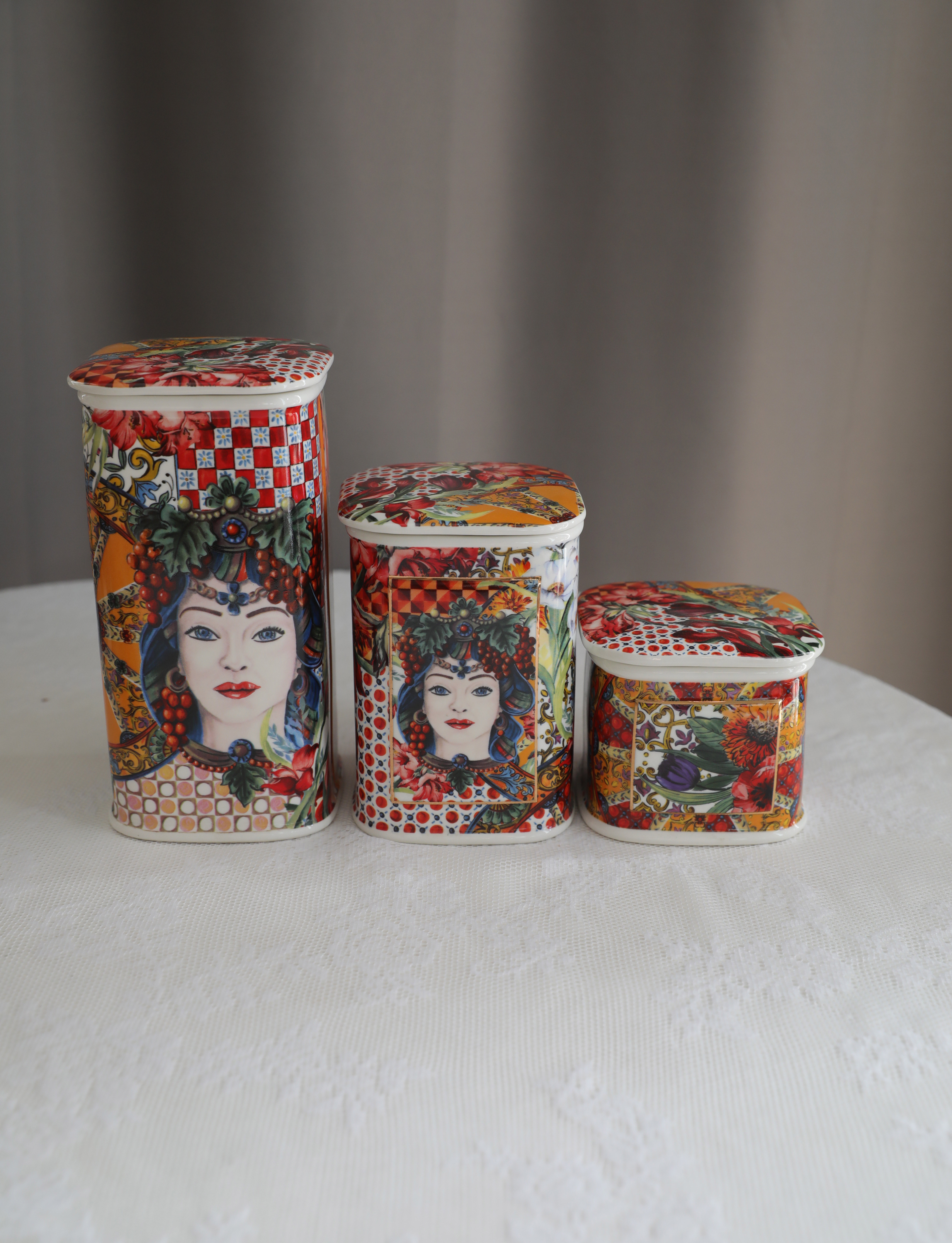 Red / LargeMUSeGarden Gorgeous Grace Italy Light luxury ceramics Decorative pot Aromatherapy Storage Tank decorate Ornaments